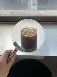 韓国人インフルエンサーの友達に教えてもらった今1番熱い乙支路エリアのカフェ"munei"☕️