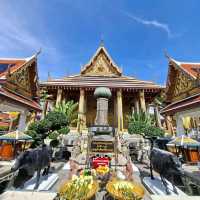กราบ🙏พระพุทธมหามณีรัตนปฎิมากร