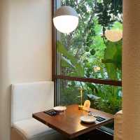 ร้านดินเนอร์สุด Cozy ย่านประดิษฐ์มนูธรรม