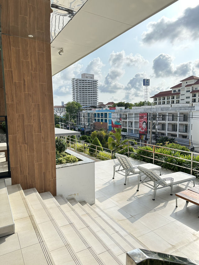 Shambhala Hotel Pattaya 🦋✨