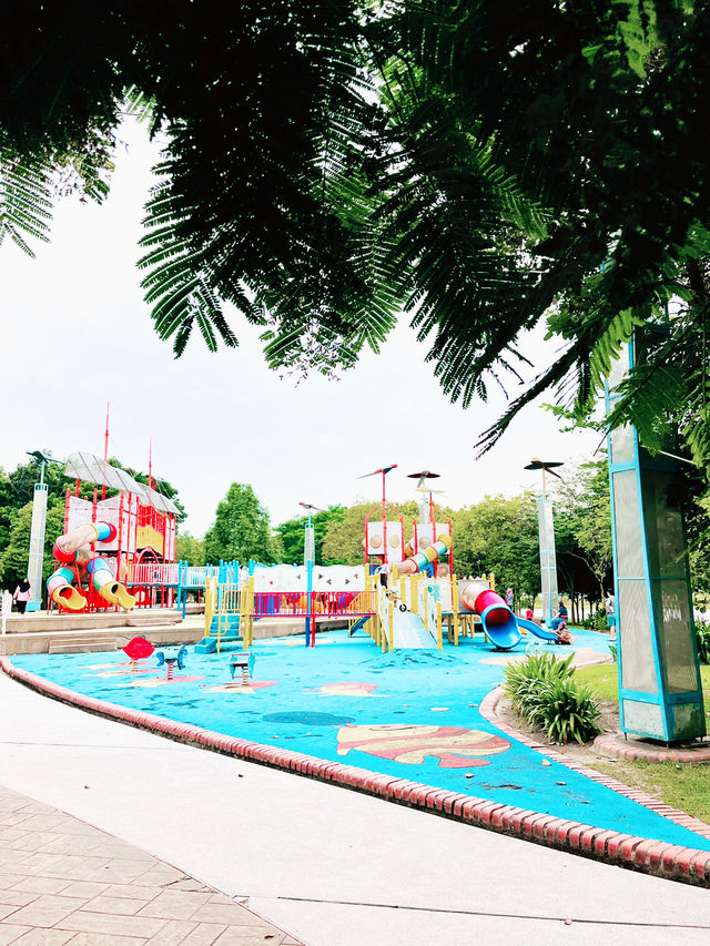 Children’s Playground: A Family-Friendly Haven