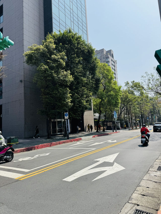 LOVE from Taipei 101 – A Perfect Photo Stop