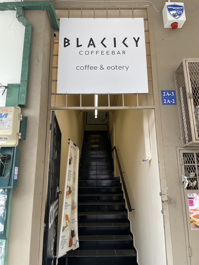 Blacky Coffee – A Hidden Gem with Matcha Magic & Cozy Minimalism
