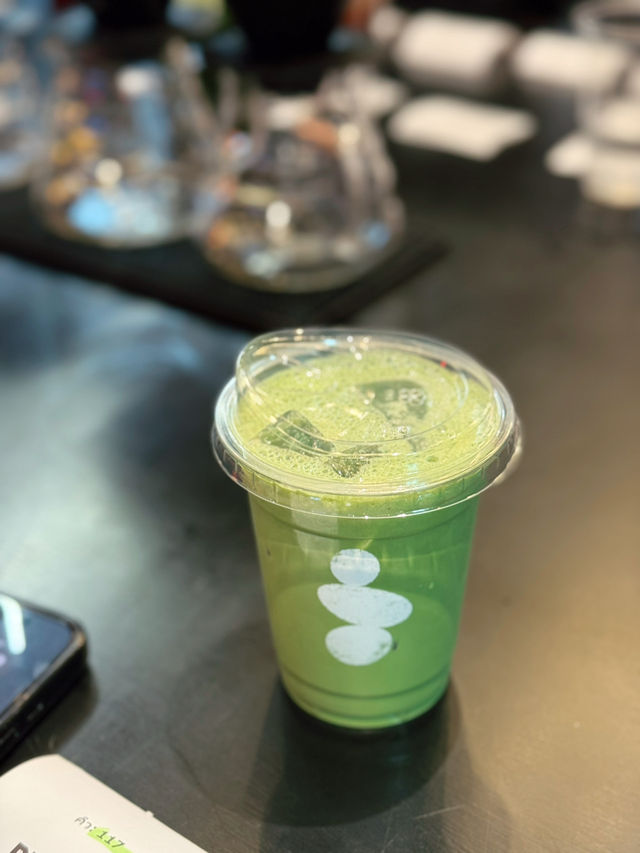 มัทฉะลาเต้อร่อยๆที่ร้าน Beans สาขาพารากอน