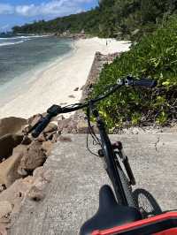 🚲 🌊 La Digue Scenic Bike Road Trip