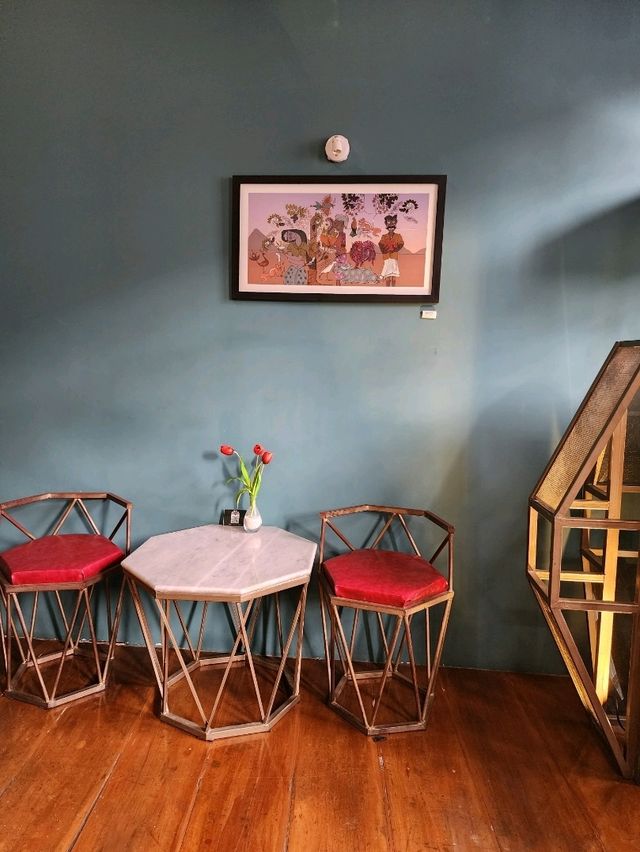 【バンコク】アンティーク風隠れ家カフェ🌼Arteasia Desserts & Cafe