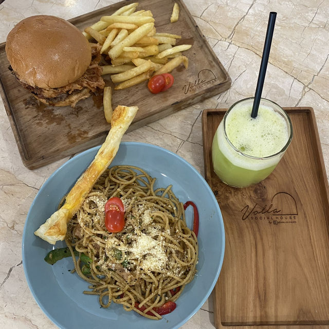 Café Vibes at Volla Social House 