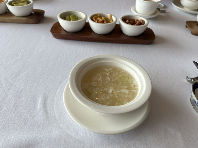 🦆 파르나스 호텔 웨이루 – 클래식과 품격이 살아있는 베이징덕 코스 🍽️✨