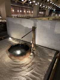 寬敞、舒適、氣派的用餐空間～