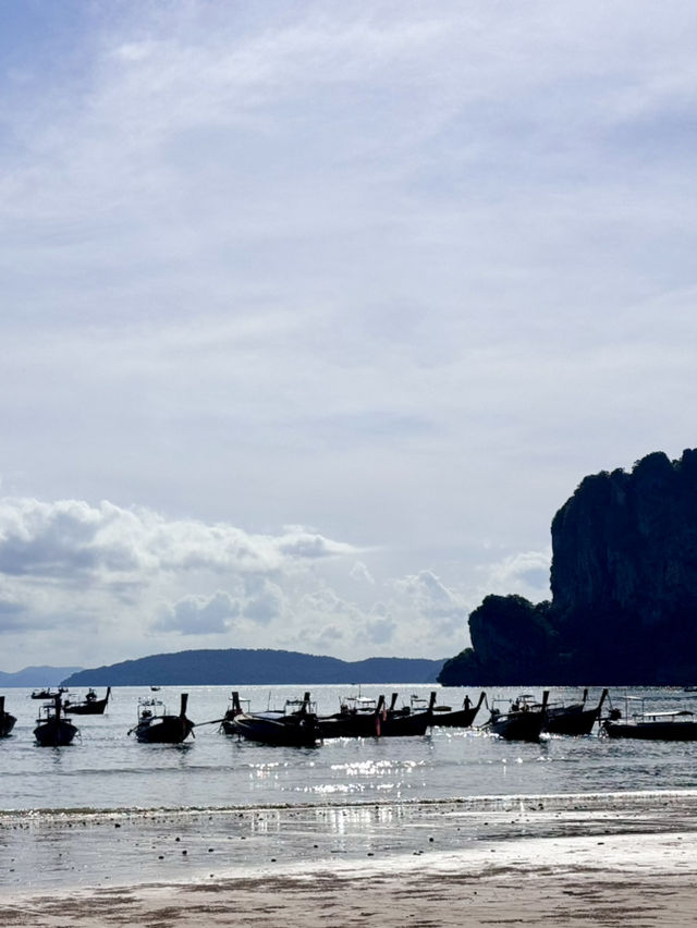 หาดไร่เลย์กระบี่