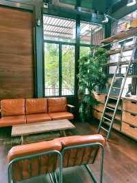 OCCUR Cafe, Trang