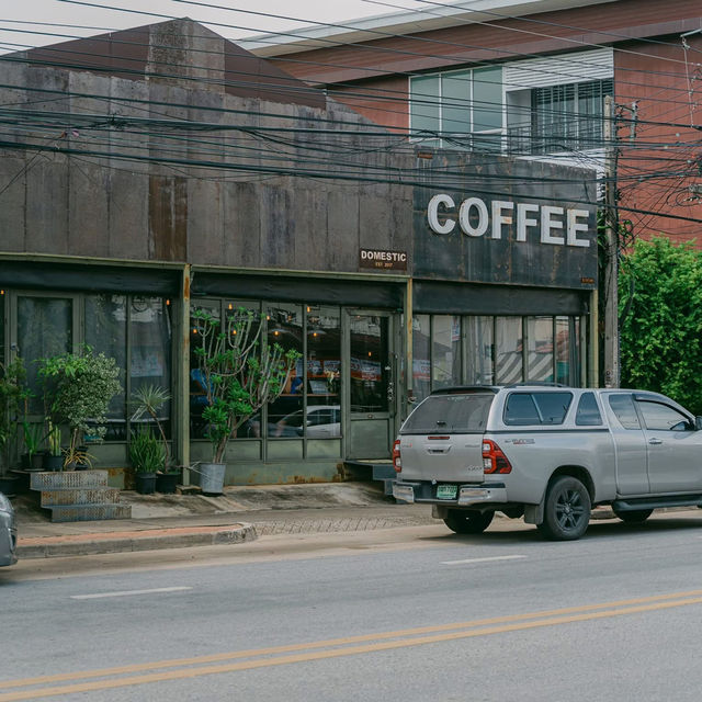 Cafeพิษณุโลก “Domestic coffee &more” (กบ Taxi)