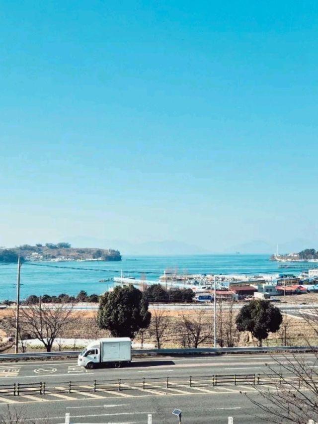 드라이브스루 사천바다뷰카페💙블루샥