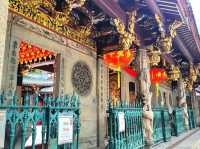 A Glimpse of the Past at Thian Hock Keng, Singapore