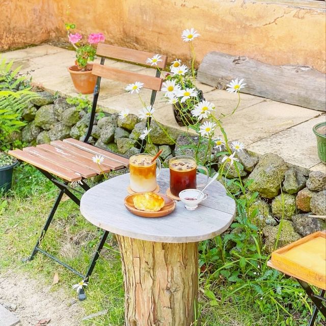 5L2F Cafe