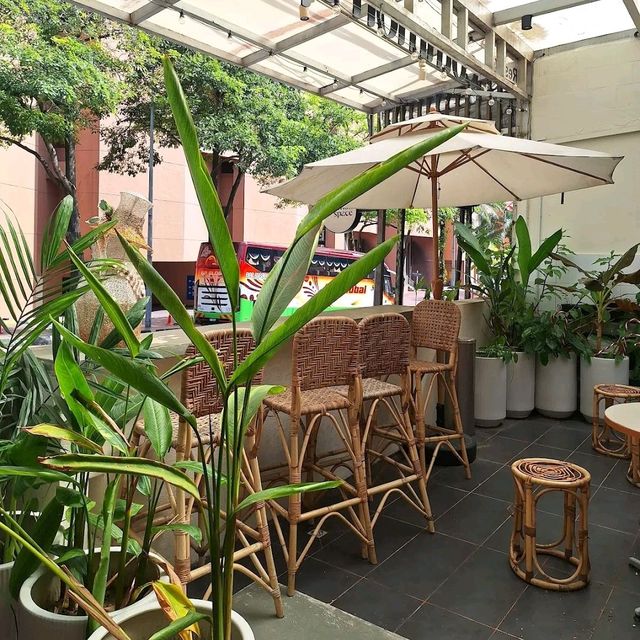 nice hangout