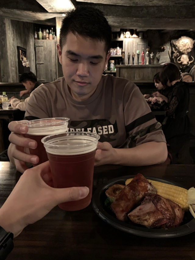 這是一趟充滿魔法與童心的冒險之旅✨🎢 從走進【Universal Studios Japan】的那一刻開始，彷彿置身電影世界。🌍🎬