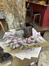 Alice’s Dining Hall – Rajadamnern,