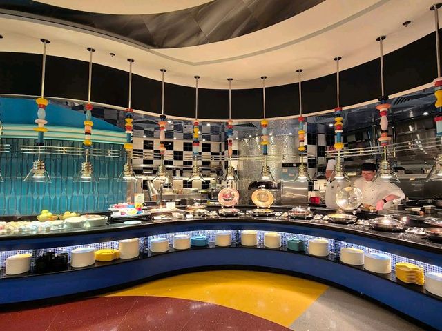 Disney’s Hollywood Hotel