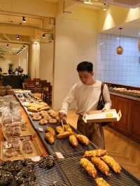 Foremost Café