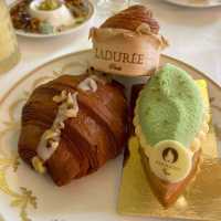 【フランス】 LADUREE シャンゼリゼ通り店 ブランチビュッフェ