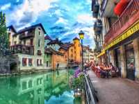 🌿 Annecy | 阿尔卑斯的威尼斯，掉进水彩画的童话