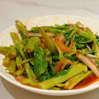 Chatterbox Cafe 文華海南雞表表姐 