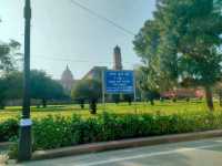 ⏳ A Day Alone in Timeless Delhi – Chaos, History & Soul