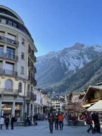Chamonix-Mont-Blanc เมืองสกีรีสอร์ทของฝรั่งเศส