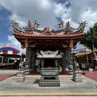 🏮 Solo Adventure: Chew Jetty’s Clan Temple – Where Sea & Spirit Meet