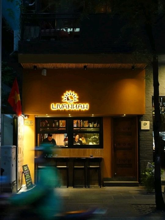 Livannah – Sips & Bites D.1