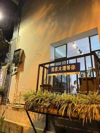 🌸 Chill & Chew in Dali — A Half-Day Food & Culture Walk