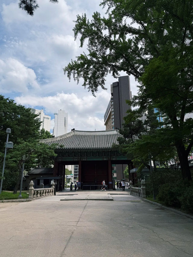 Deoksugung Palace