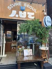 성수동 카페거리의 개성있는 가게들