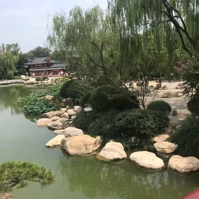 🏯 Huaqing Palace — Hot Springs, History & Tang Dynasty Romance