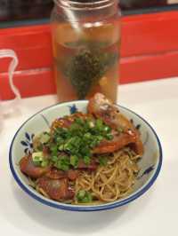 地道親民港式茶餐廳＋馬拉風味必試蛋炒豬腸粉！