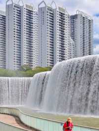 Kunming Waterfall Park: Where the City Meets the Cascade
