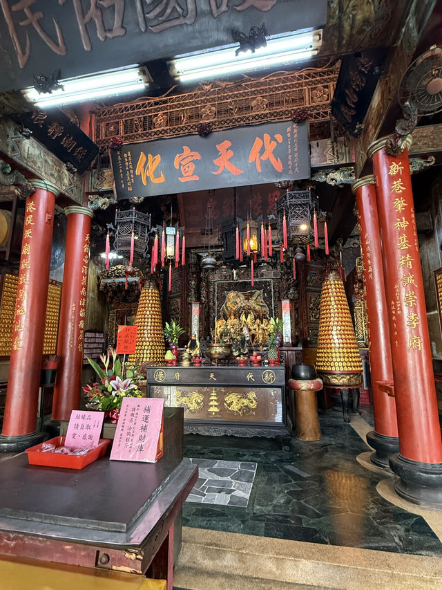「新港代天府｜五府千歲庇佑，代天巡狩的莊嚴信仰」