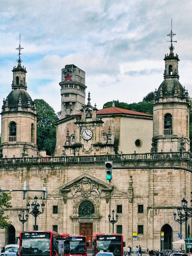 Art, Architecture & Pintxos: My Solo Adventure in Bilbao, Spain