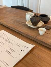 🍵 제주에서 만나는 차분한 찻집의 시간 🌿