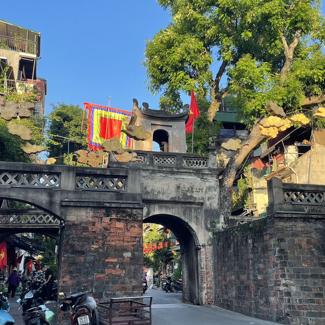 🏮 Old Quarter Hanoi – เสน่ห์เมืองเก่าที่ไม่เคยหลั 🏮 Old Quarter Hanoi – เสน่ห์เมืองเก่าที่ไม่เคยหลั