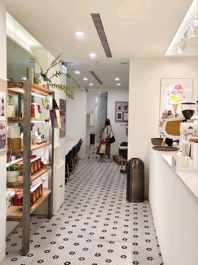 8%ice CAFÉ 中山店 |  邊聽現場演奏邊享受無添加物美食😋 8%ice CAFÉ 中山店 |  邊聽現場演奏邊享受無添加物美食😋