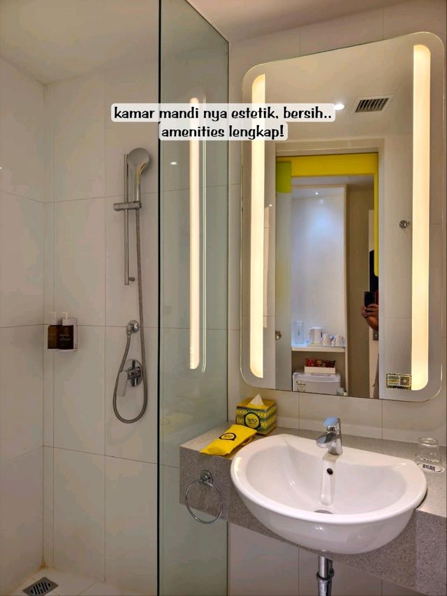 Review Hotel Yell Beachwalk Kuta Bali Review Hotel Yell Beachwalk Kuta Bali