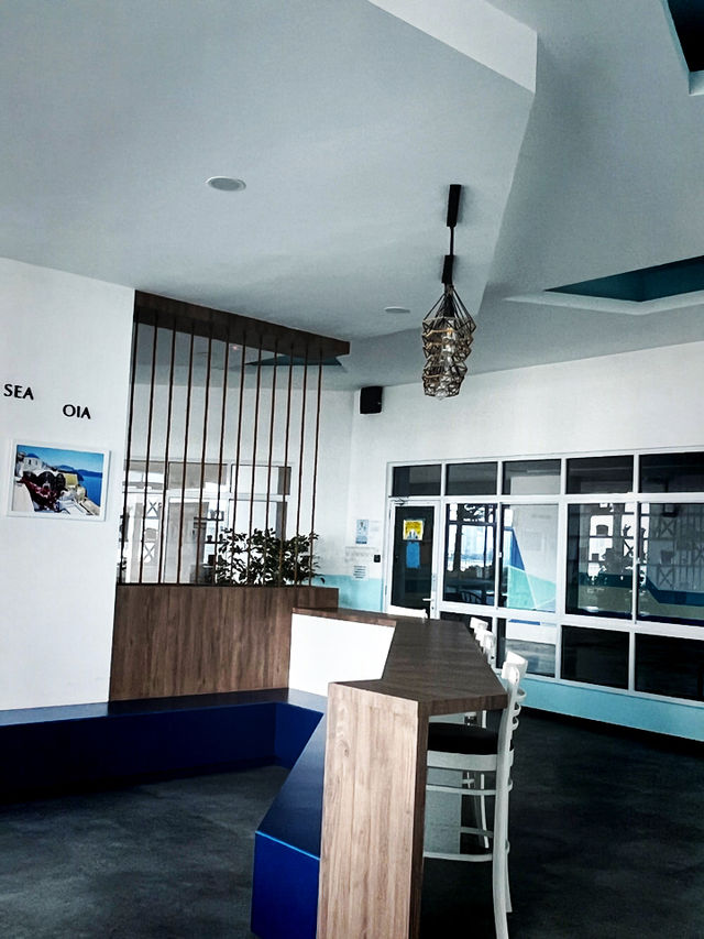 I-Santorini, Tanjung Tokong — Modern Living by the Coast