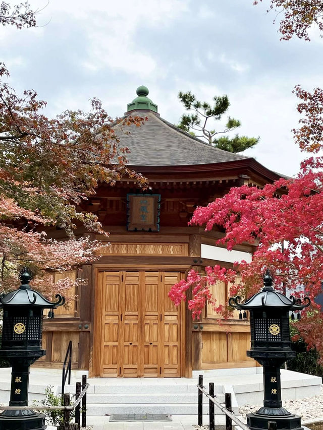 🍁 Autumn Serenity at Gotokuji Temple