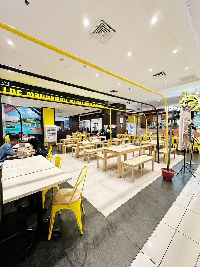 Seafood Feast at The Manhattan Fish Market 🐟🍤 Seafood Feast at The Manhattan Fish Market 🐟🍤