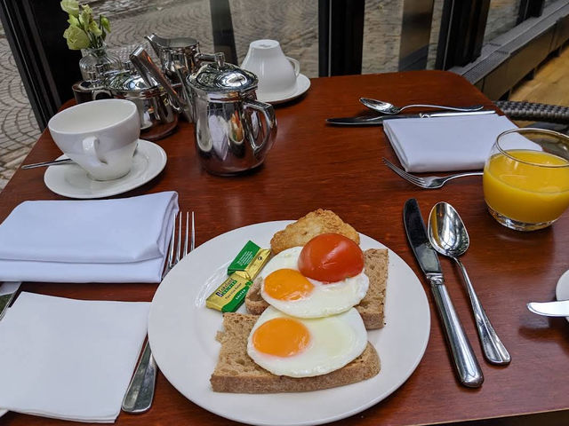 🏨✨ Stylish Harbour-Side Stay at The Bristol Hotel, Bristol 📍