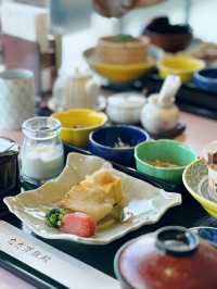 札幌公園飯店「札幌 灘萬雅殿」：坐擁四季美景的經典和食