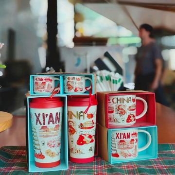 2026 Starbucks (ZhongLou) | 西安レストランの観光ガイドと旅行体験