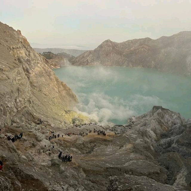 Amazing Hike Up Mount Ijen